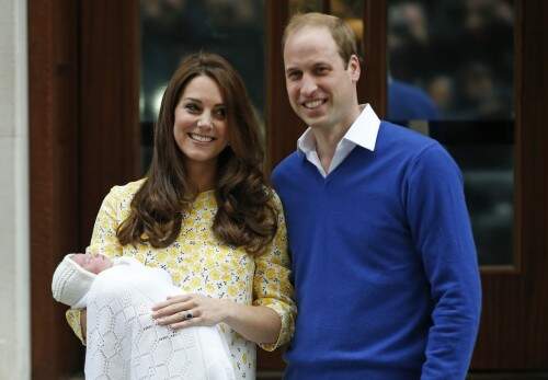 Charlotte nasceu no dia 2 de maio, em Londres. (Foto: Alastair Grant/AP)