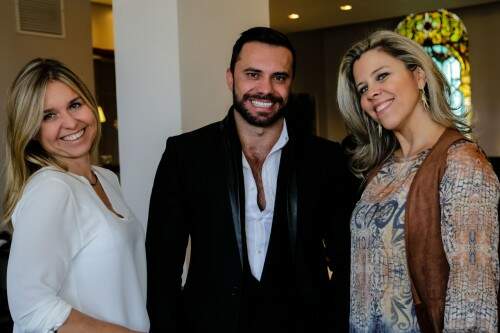 Samanta Pinto, Eduardo Santos e Ana Alice Soares comandaram o encontro do fashion people, que já está programando sua ida à Big Apple, um dos polos mundiais da moda. Foto: Lenara Petenuzzo/Divulgação