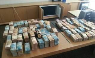 PF apreendeu 4,028 milhões de reais, 45,6 mil dólares e 24,5 mil euros. Foto: Reprodução