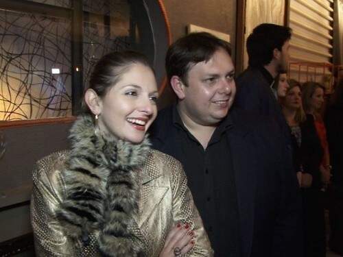 Juliana Broilo e Clairton Braum estiveram no restaurante Olviron. (Foto: Marcos Azevedo/Divulgação)