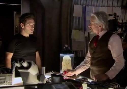 Paul Rudd e Michael Douglas em cena de "Homem-Formiga". (Foto: reprodução)