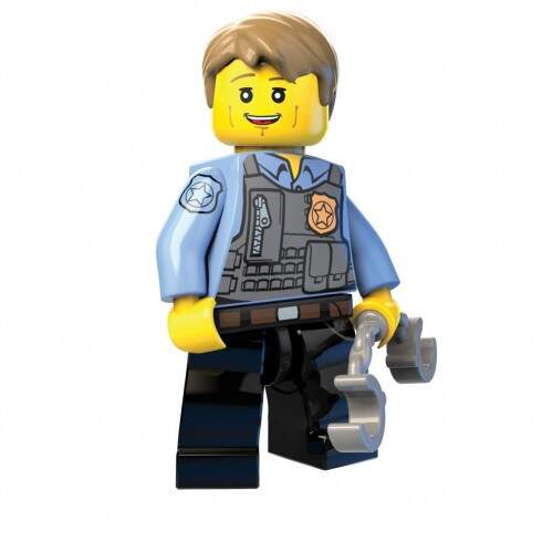 Escultura de um policial feita com Lego é atração no espaço. (foto: divulgação)