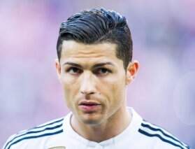 Cristiano Ronaldo é considerado hoje o terceiro atleta mais pago do mundo.  (Foto: Reprodução)