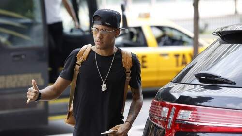 Atacante Neymar, que teve cachumba, está com a Seleção. (Foto: Rafael Ribeiro/CBF)