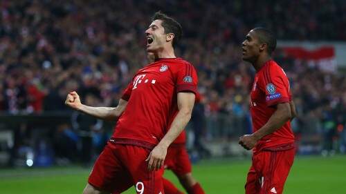 Polonês Lewandowski marcou mais três gols nesta terça-feira. (Foto: Bayern de Munique/Divulgação)