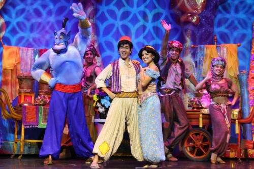 Mundo mágico de Aladim faz parte do espetáculo da Disney.  (foto: Lucas Uebel/ o Sul) 