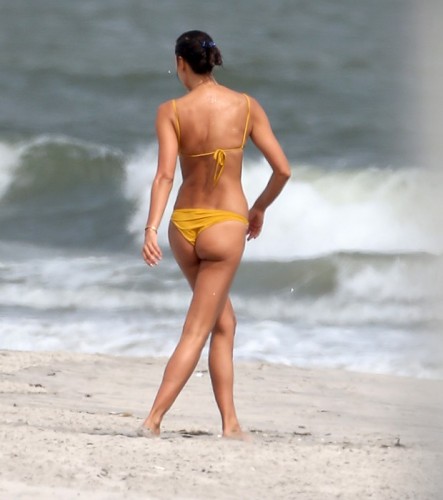 Top chamou a atenção pela boa forma. (Foto: Reprodução)