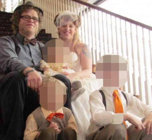 Louis e Samantha Wilhelm são pais de três filhos. Foto: Reprodução