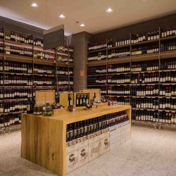 Supermercado Zaffari Cabral - Vinhos - Crédito Moca Estúdio