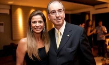 Cláudia e Eduardo Cunha assumiram o relacionamento em 1996. (Foto: Reprodução)