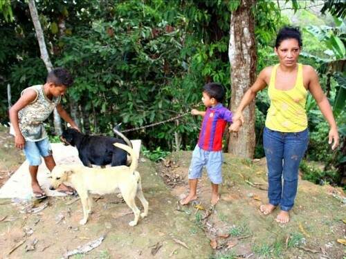 Mãe de Calebe acionou polícia e conselho tutelar após desaparecimento do menino. (Foto: Reprodução) 