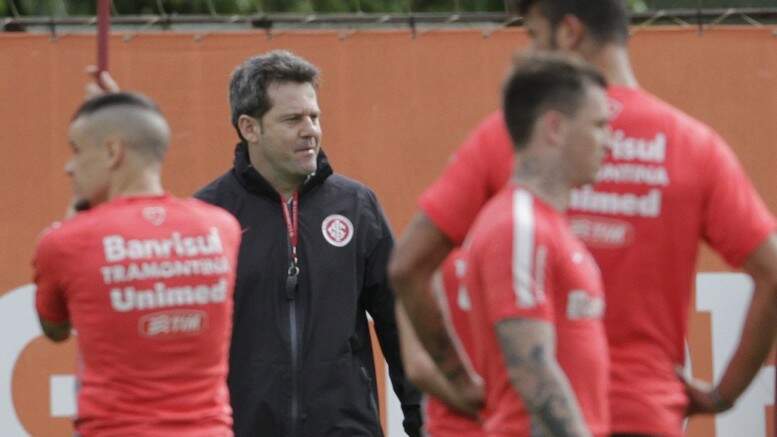 Técnico colorado poderia pegar até 16 partidas de suspensão. (Foto: Itamar Aguiar/Agência Freelancer)