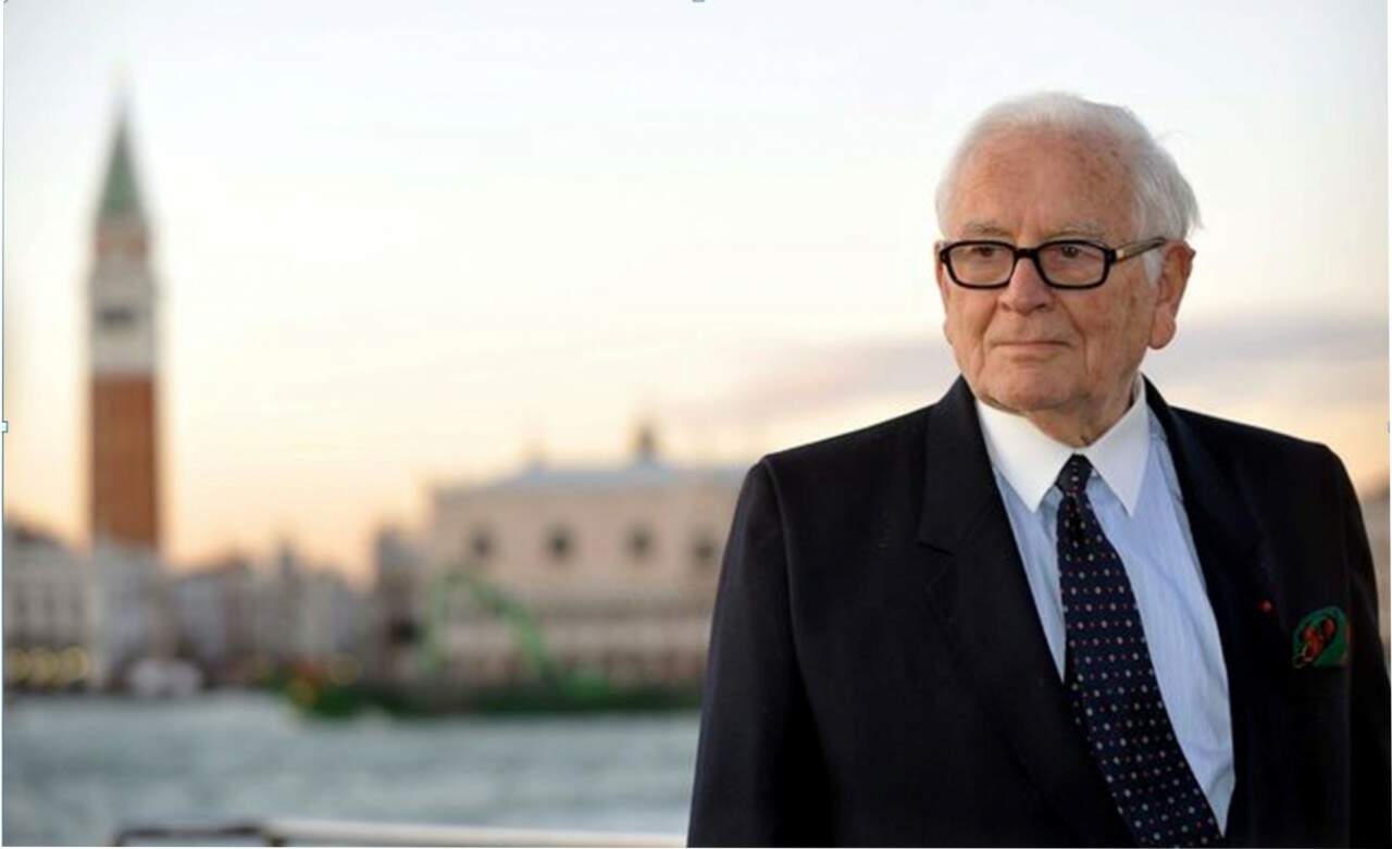 Pierre Cardin está com 93 anos. (Crédito: Reprodução) 