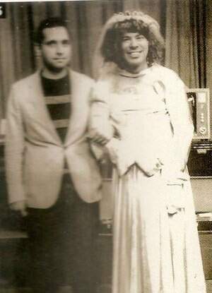 Silvio Santos vestido de noiva. (Foto: Reprodução)