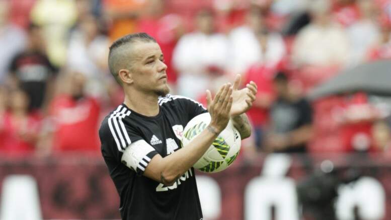 Meia tem mais dois anos de contrato com o Colorado. (Foto: Itamar Aguiar)