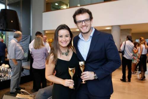 Luizy Alves e Igor Soares passaram pela Todeschini. (Foto: Lenara Petenuzzo/especial)