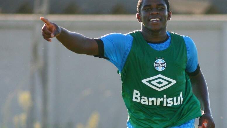Atacante deixará o Tricolor. (Foto: Lucas Uebel/Grêmio)