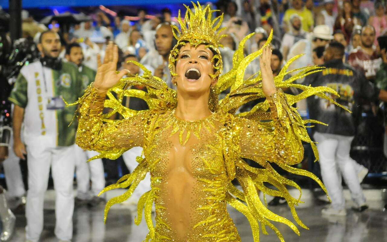 Claudia Leitte não gasta nem um centavo na Mocidade. Foto: Reprodução