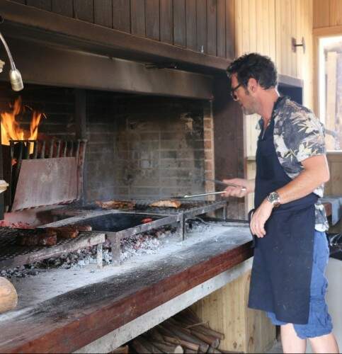 Turistas recebem imposto de volta em restaurantes. Foto: Eduardo Malo Jr./Divulgação