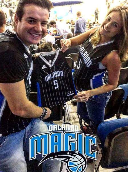 Belutti e Thaís Pacholek em Orlando (EUA). (foto: reprodução)