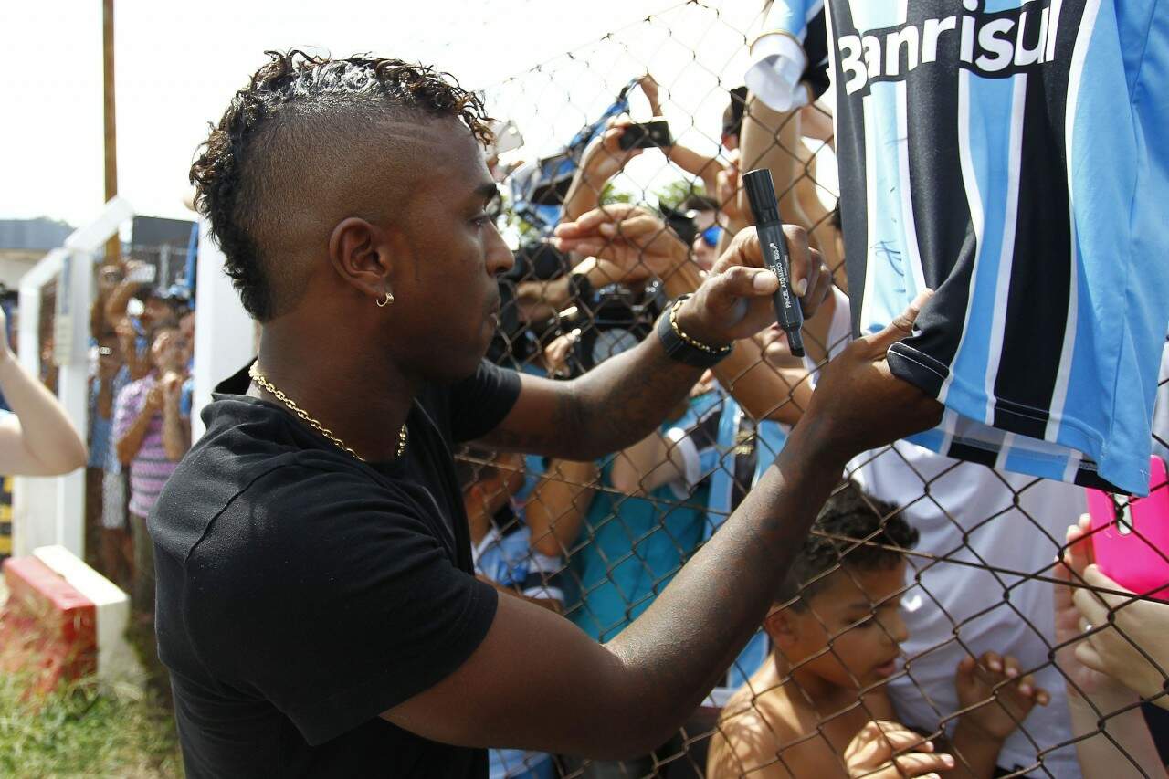 Reforço de 25 anos será apresentado oficialmente esta semana. (Foto: Lucas Uebel/Grêmio)