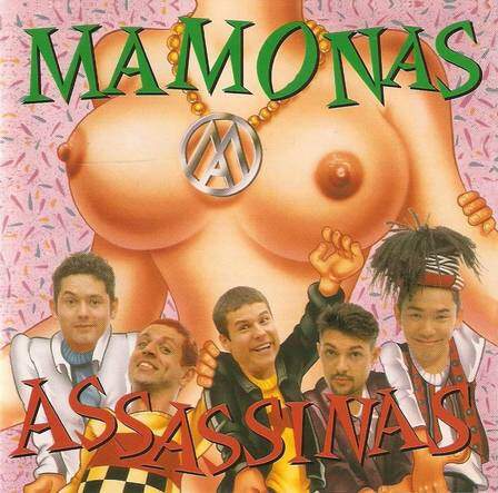 Seios que ilustram a capa do CD da banda são inspirados na modelo. (foto: reprodução) Leia mais: http://extra.globo.com/tv-e-lazer/capa-da-playboy-que-inspirou-cd-dos-mamonas-assassinas-mari-alexandre-fala-pela-primeira-vez-18763711.html#ixzz41ahUH2b7