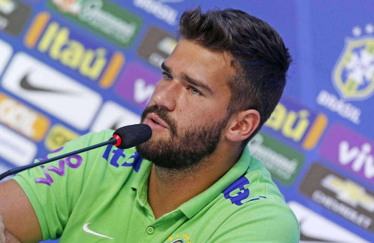 Goleiro Alisson, do Inter, falou sobre possível confronto com Suárez, do Uruguai. (Foto: Rafael Ribeiro/CBF)