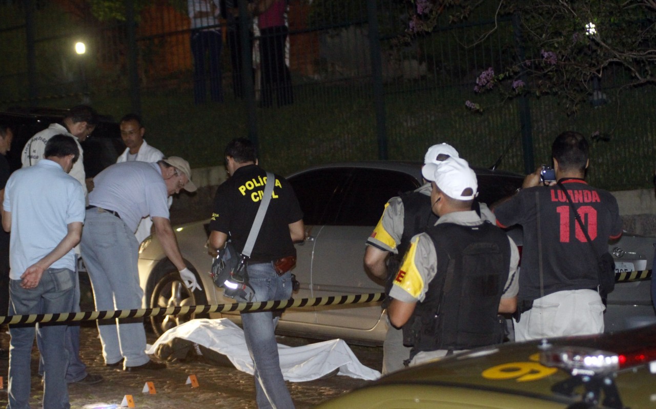 O crime ocorreu na rua Hoffmann, no bairro Floresta, em outubro de 2010. (Foto: Neco Varella/ Freelancer)