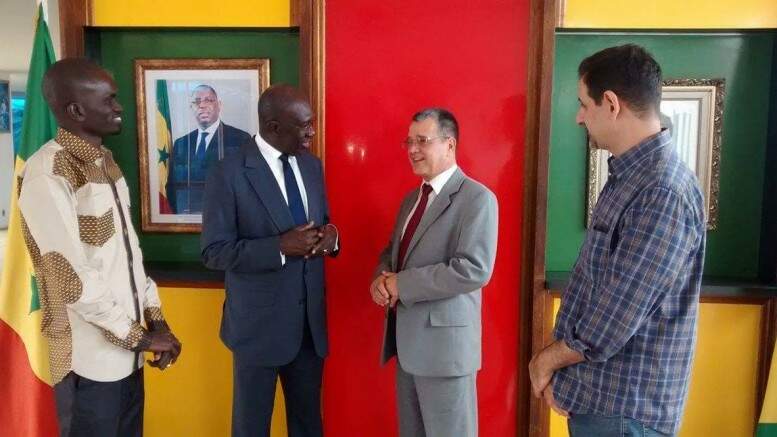 Deputado Nelsinho Metalúrgico foi a Brasília pedir instalação de representações diplomáticas do Senegal e do Haiti no RS. (Foto: Divulgação)