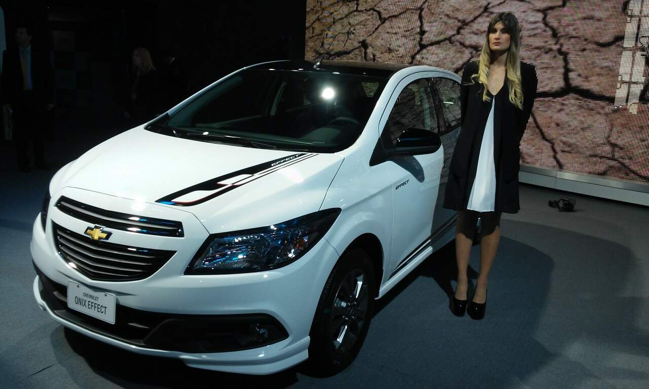 Chevrolet Onix no Salão de Buenos Aires 2015