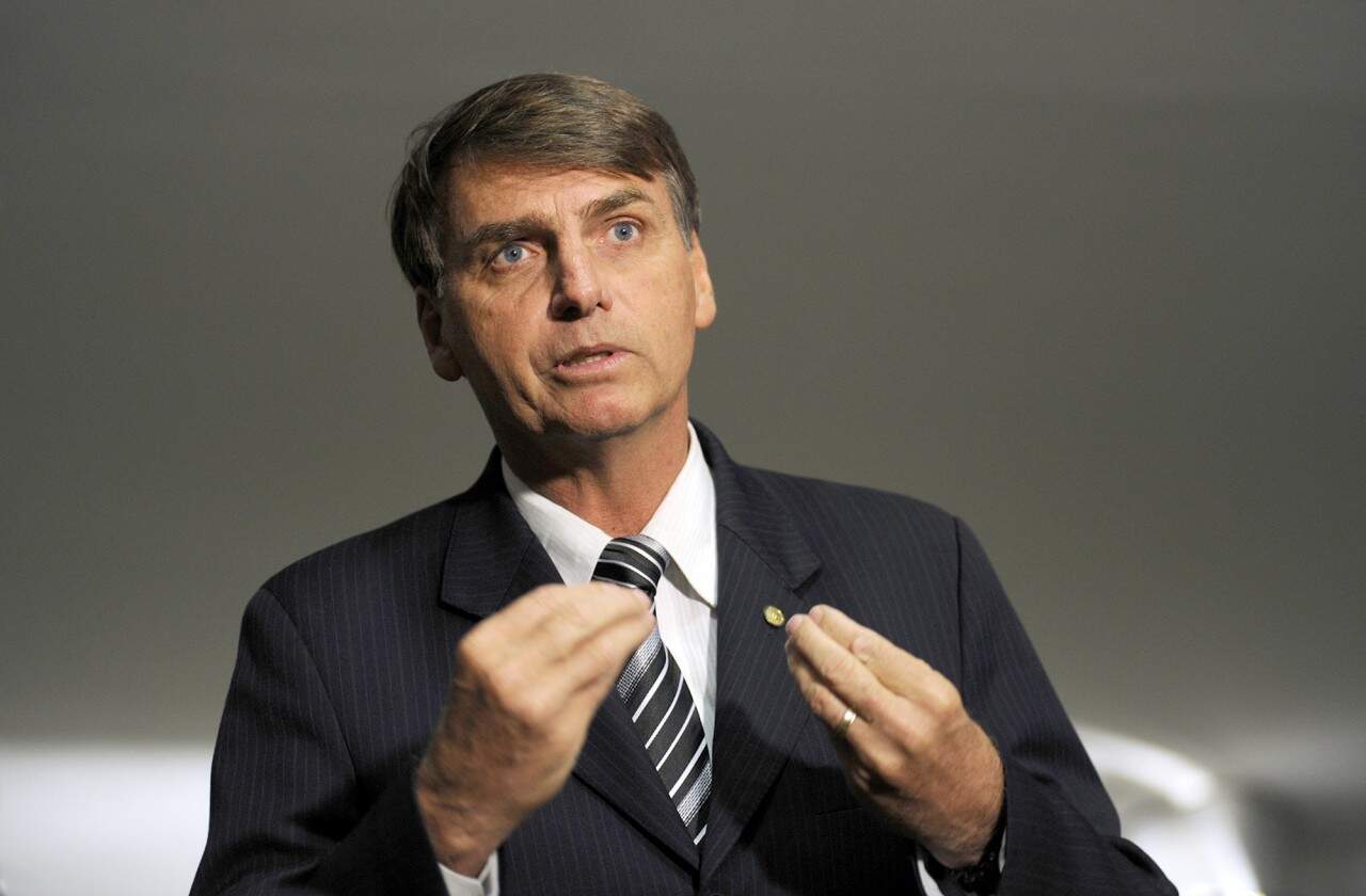 Resultado de imagem para jair bolsonaro folha de sp