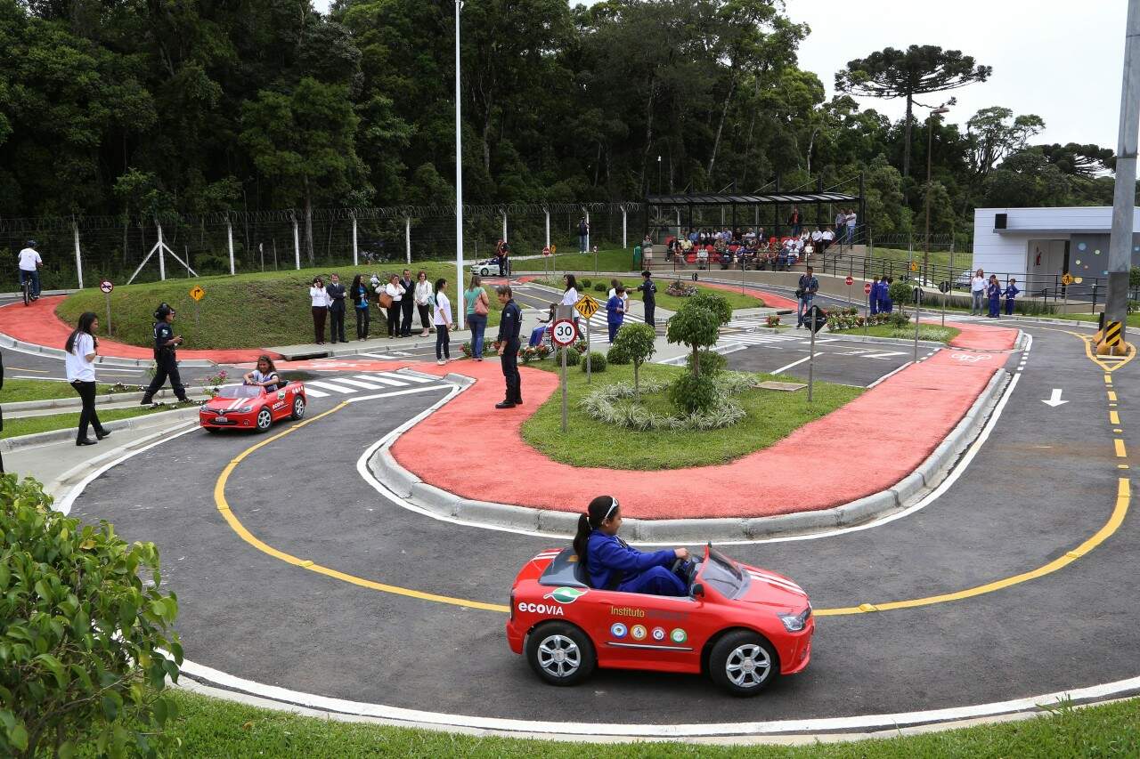 Projeto faz parte das políticas de Educação e Segurança no Trânsito do Instituto Renault, que realiza também “O Trânsito e Eu”, voltado às crianças.