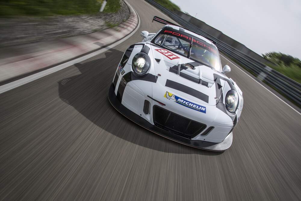 Baseado no 911 GT3 RS, protótipo traz motor de última geração de 4 litros com 6 cilindros opostos. Foto: Divulgação