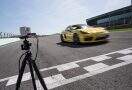 Aplicativo da Porsche permite cronometrar voltas e fazer análises por meio de dados sincronizados e gravações de vídeo. Foto: Divulgação