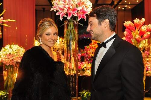 Júlia Fleck da Rosa e Felipe Pedri: encanto em evidência num dos acontecimentos da temporada. (Foto: Livia Stumpf/Especial)