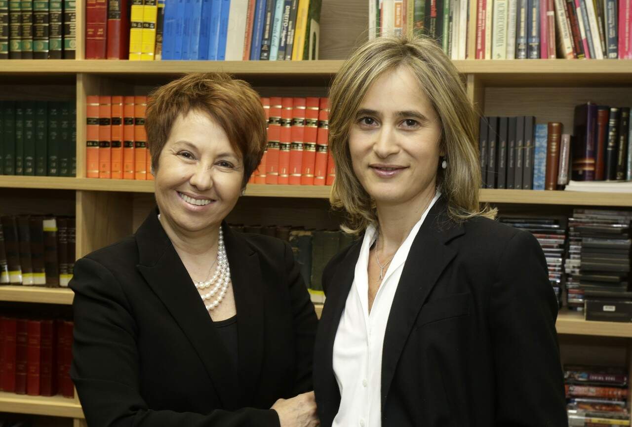 Ana Cássia e Cátia Bandeira
