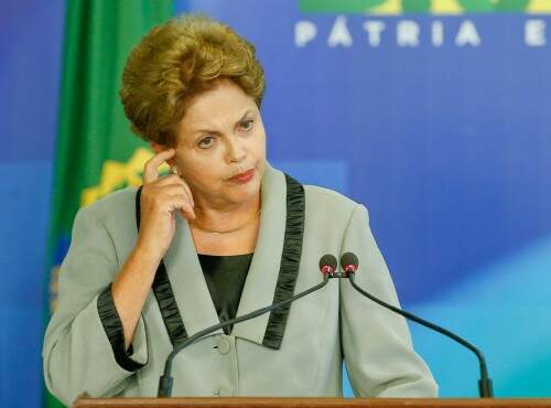 Presidenta Dilma Rousseff, recém-reeleita, bate recorde de rejeição – 65% a desaprovam (Foto: Pedro Ladeira/Folhapress)