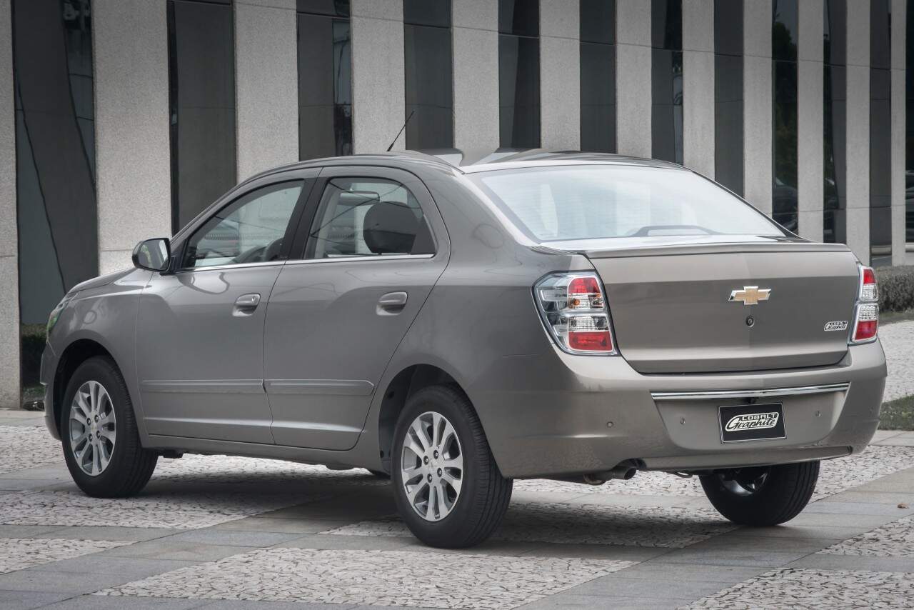 Chevrolet Cobalt Graphite 2015.