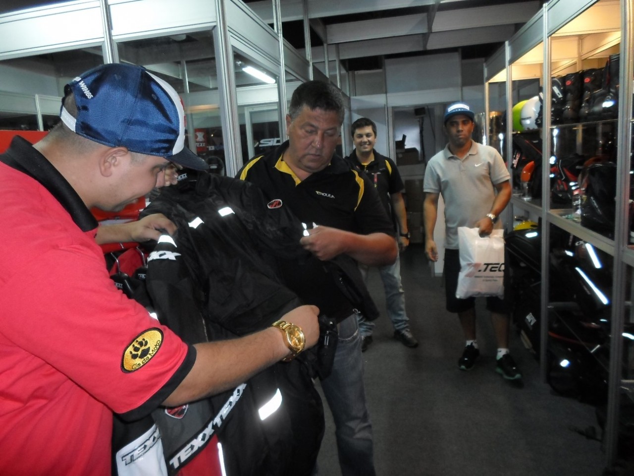 O 20º Encontro Motomagazine acontece em Bento Gonçalves, no Dall'Onder Grande Hotel situado na Rua Herny Hugo Dreher, 197. O evento abre as portas na sexta-feira, das 14 às 21 horas e estende-se ao sábado, com início às 10 e término previsto para às 20 horas.