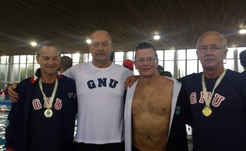 Participaram do campeonato 305 nadadores de 16 clubes e escolas de natação do estado do Rio Grande do Sul (Foto: Soraya Siviero/Divulgação) 