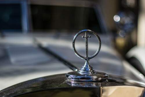 A poderosa espada é o símbolo do modelo Excalibur 1982 que será apresentado no leilão da tarde de domingo. Foto: Jackson Ciceri/ O Sul