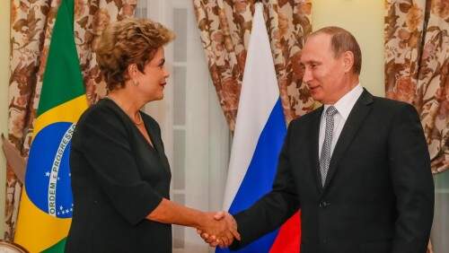 A presidenta Dilma Rousseff e o presidente Vladimir Putin em encontro em Ufá, na Rússia (Foto: Roberto Stuckert Filho/PR)