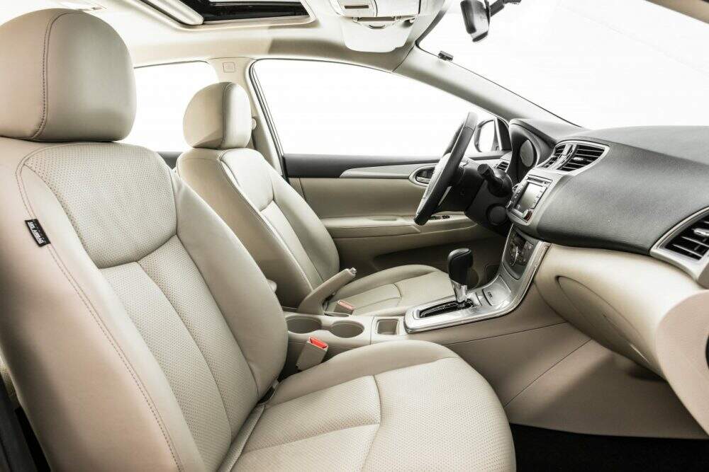 Nissan Sentra Unique 2016
