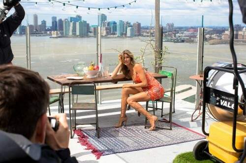 Gisele posou para a Colcci.