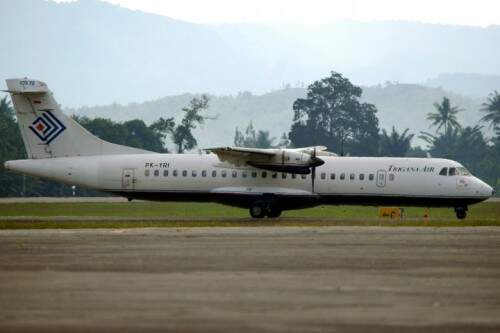 Avião da Trigana Air colidiu contra uma montanha em Papua, diz autoridade malaia. (Foto: Reprodução)