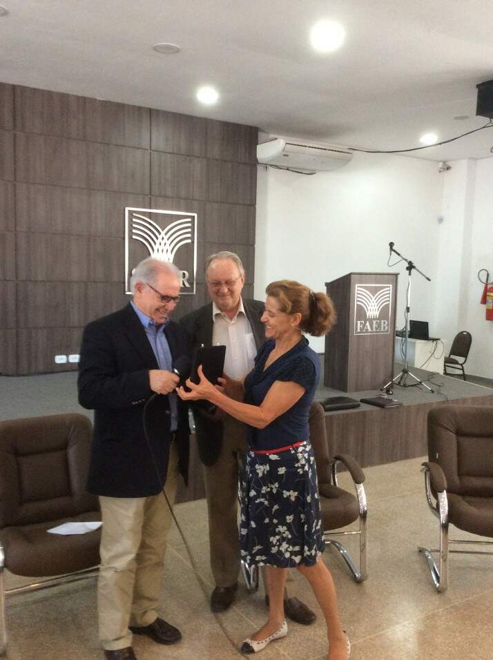 Ricardo Alfonsin recebe homenagem na Bahia