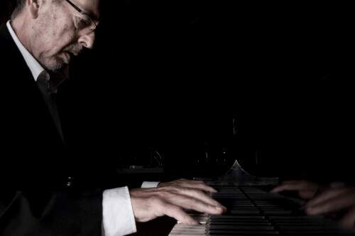 Geraldo Flach deixou uma obra musical rica e extensa que o coloca ao lado dos maiores nomes da música instrumental brasileira. (foto: reprodução)