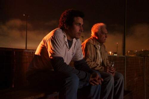 Breno Nina  (E) ganhou o prêmio de melhor ator do Festival de Cinema de Gramado. (Foto: Reprodução)