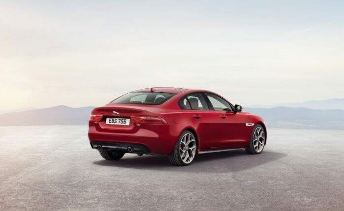 Jaguar XE 2015. Foto: Divulgação