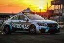 Mercedes-Benz Challenge 2015